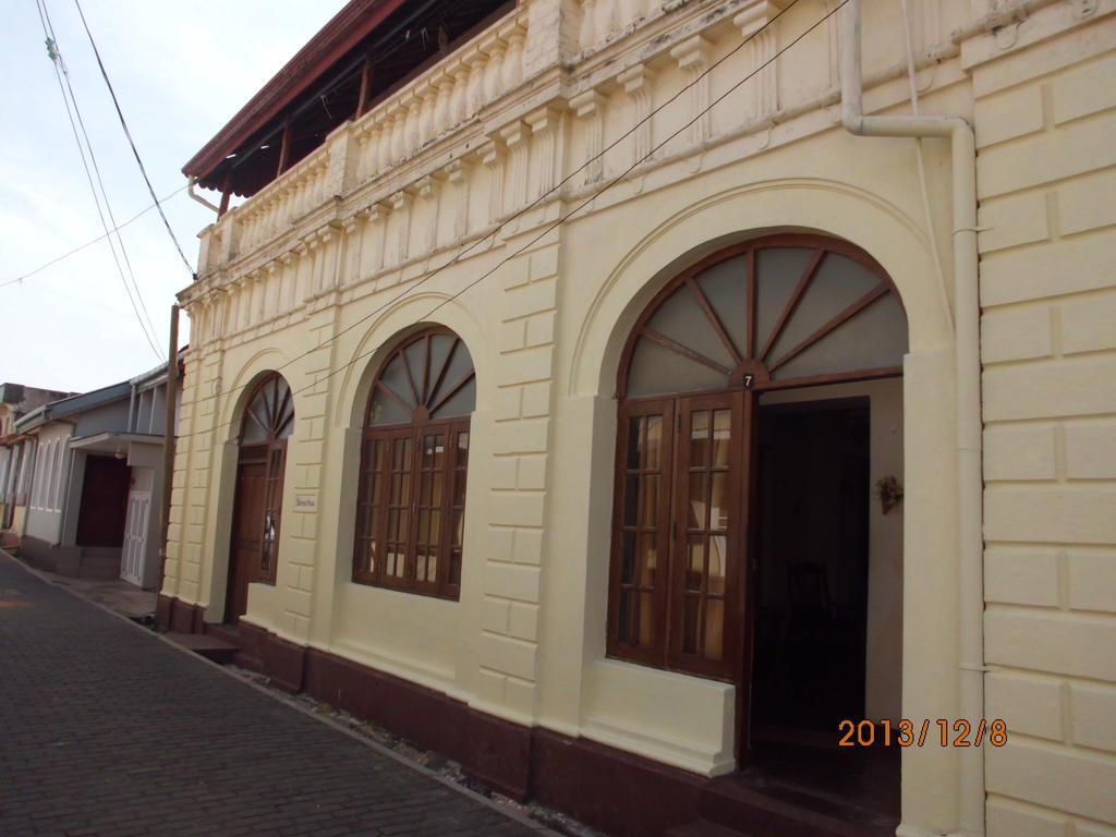 Beatrice House Galle Fort - Homestay Екстериор снимка